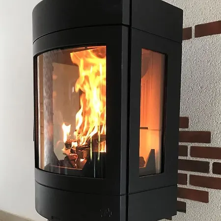 De L'homme Blanc Nyaraló