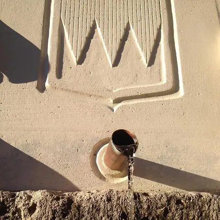 De L'homme Blanc 펜션 *